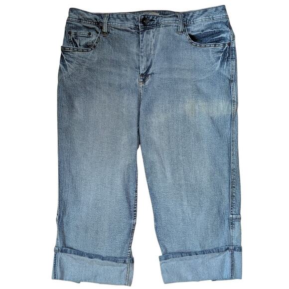 Faded Glory Pants - Ladies Faded Glory Embellished Blue Jeans/Capris Size 20W 5 Pockets Vintage